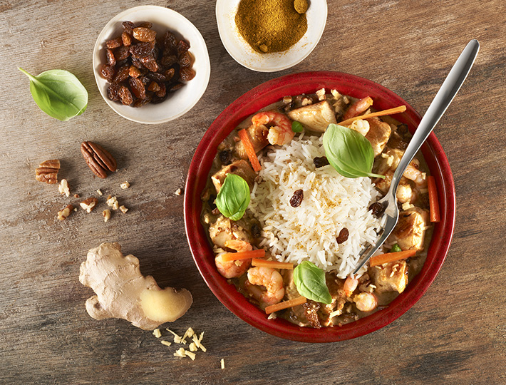 Un internaute Maître CoQ vous propose aujourd'hui sa recette de Poulet Curry à la banane et noix de pécan. Une recette sucré-salé pour les gourmands !