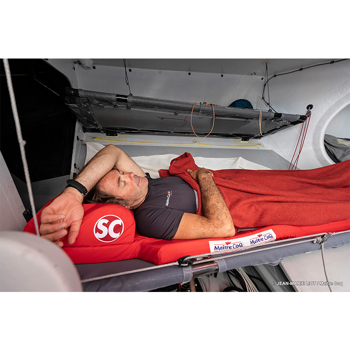 l'hygiène de vie et le sommeil à bord de Maître CoQ IV